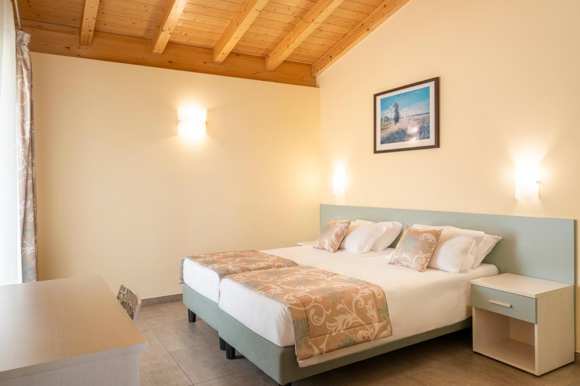 Residence Dany Appartamenti Con Cucina Vista Lago Piscina E Parcheggio Gargnano Exterior foto