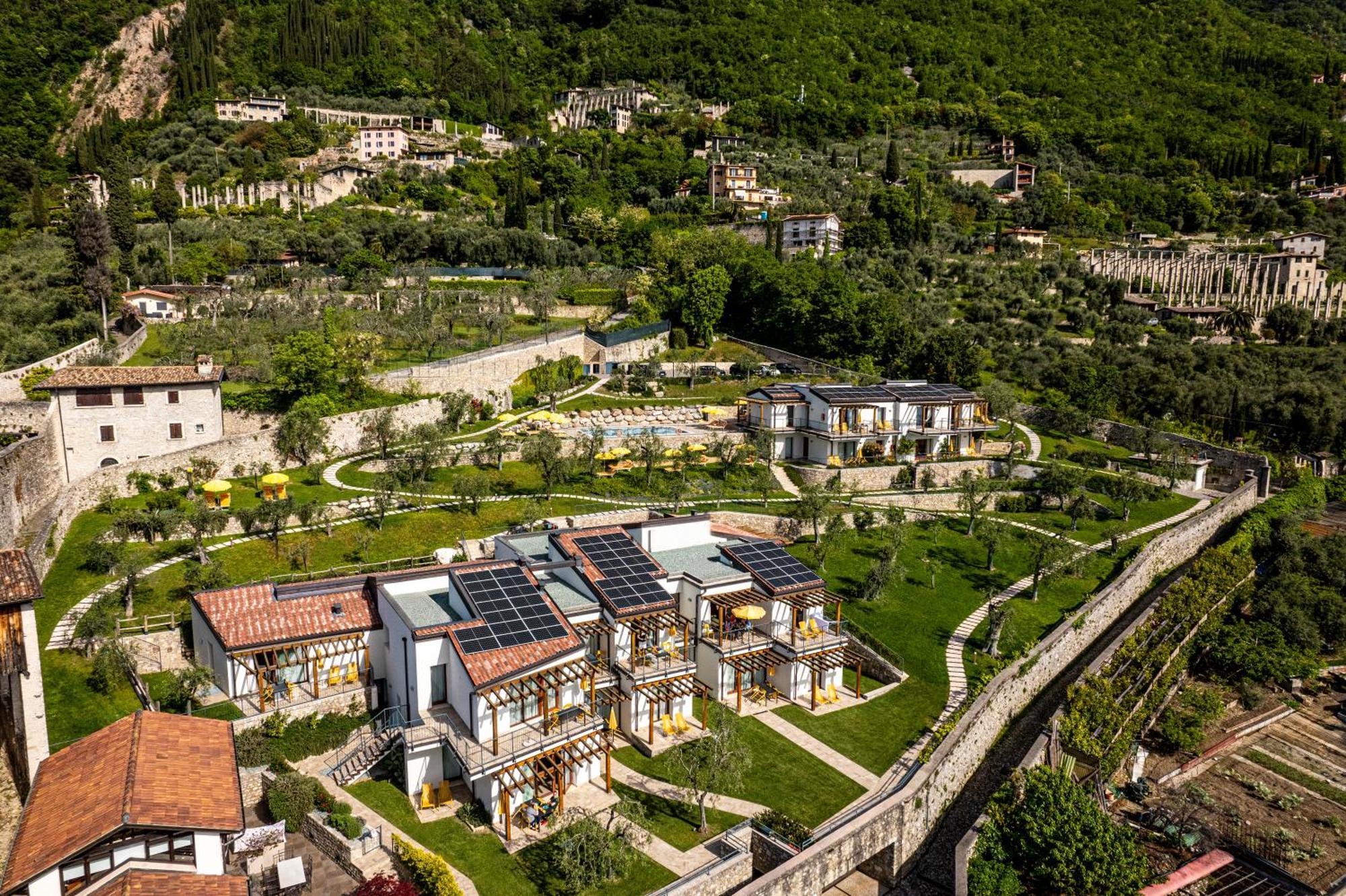 Residence Dany Appartamenti Con Cucina Vista Lago Piscina E Parcheggio Gargnano Exterior foto