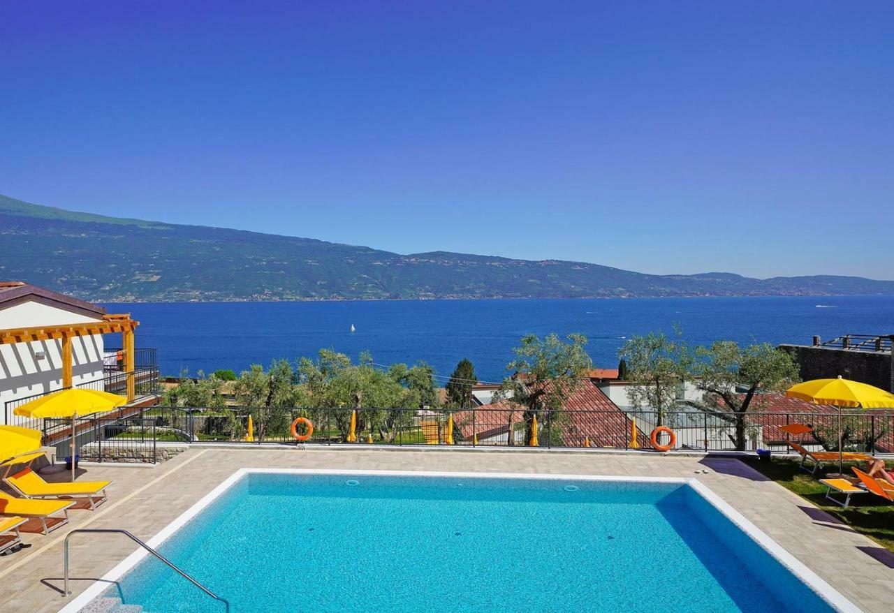 Residence Dany Appartamenti Con Cucina Vista Lago Piscina E Parcheggio Gargnano Exterior foto